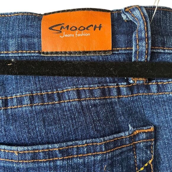 Smooch Jeans Women's Bootcut Blue Jeans Size 3 Stretch Fit - Picture 8 of 11